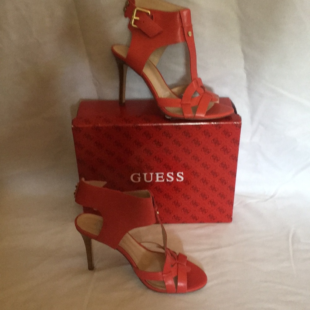 New Guess Hyanne Med Red Leather Size 10 Sandals
